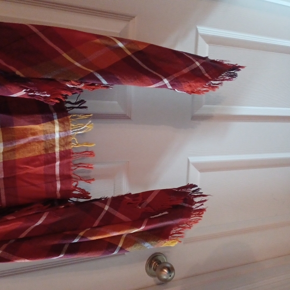 Plaid Vest - Picture 3 of 4